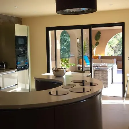 Luxe Avec Piscine A A 8 Min De La * バンドール