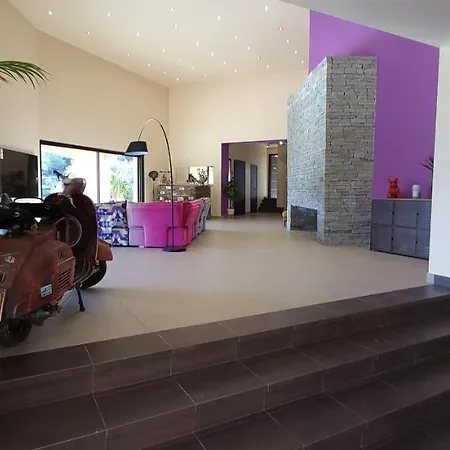 ヴィラ Luxe Avec Piscine A A 8 Min De La