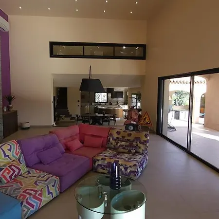 Luxe Avec Piscine A A 8 Min De La *